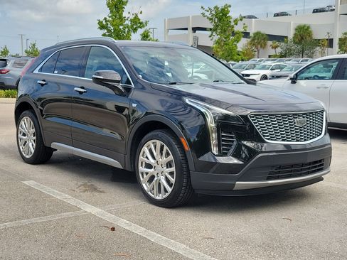 Used 2021 Cadillac XT4 Premium Luxury w/ LPO, Radiant Package FWD image 31