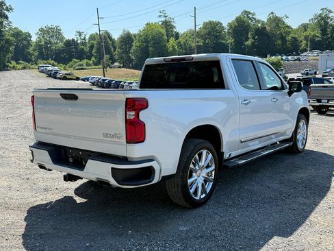 Certified 2023 Chevrolet Silverado 1500 High Country w/ High Country Premium Package AWD/4WD image 6