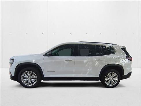 Used 2024 GMC Acadia Elevation image 9