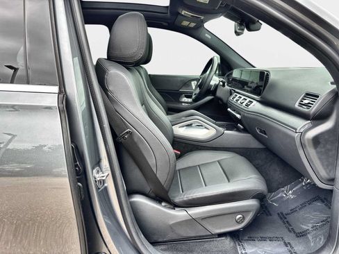 Certified 2025 Mercedes-Benz GLE 450 4MATIC image 9