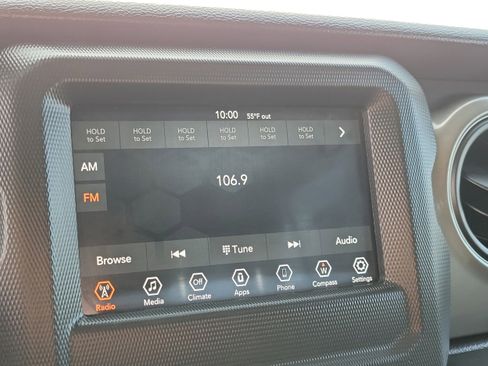 Used 2022 Jeep Wrangler Unlimited Sport image 24