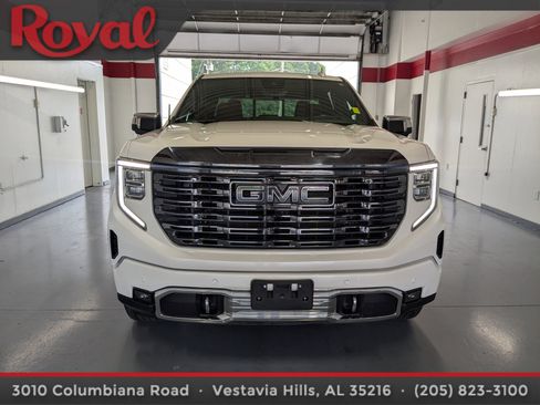 Used 2024 GMC Sierra 1500 Denali Ultimate AWD/4WD image 6