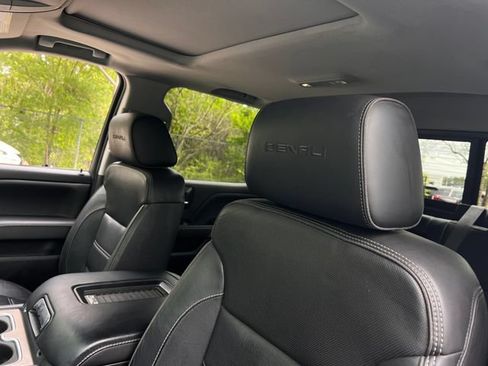 Used 2018 GMC Sierra 1500 Denali RWD image 15