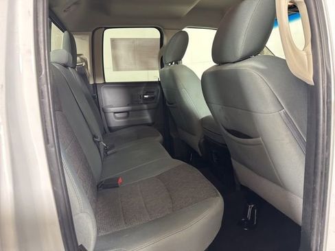 Used 2018 RAM 1500 Classic SLT image 5