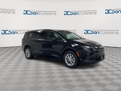 New 2027 Chrysler Pacifica Select