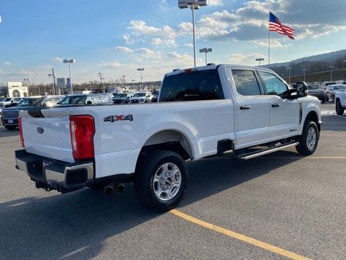 Used 2025 Ford F250 XLT image 5