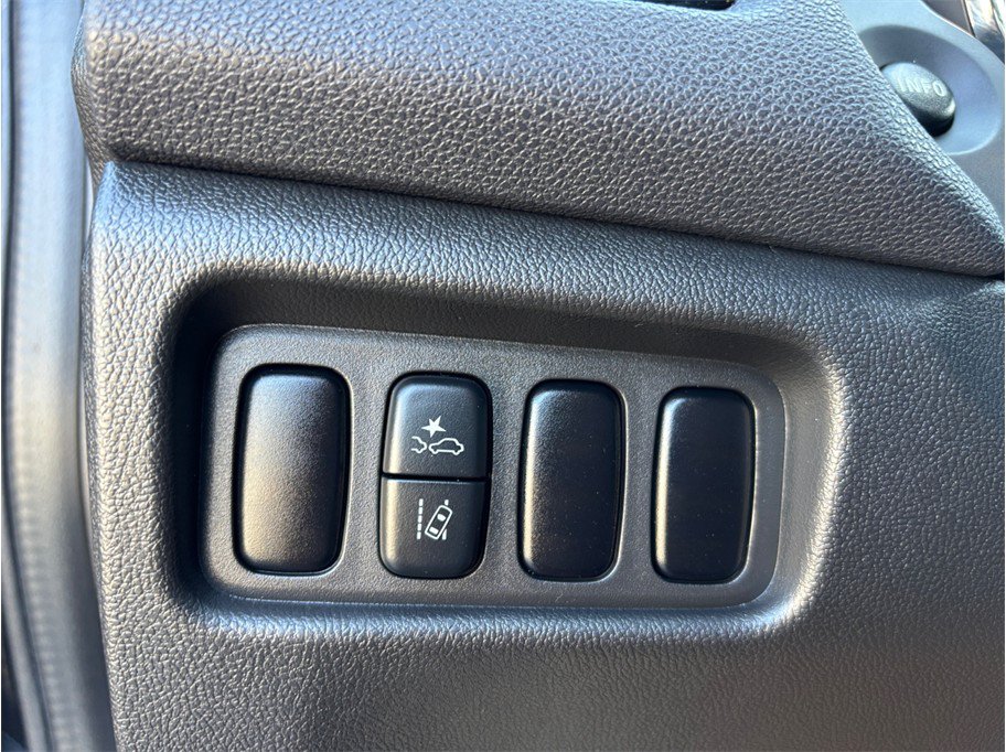 Used 2024 Mitsubishi Outlander Sport LE AWD/4WD image 25