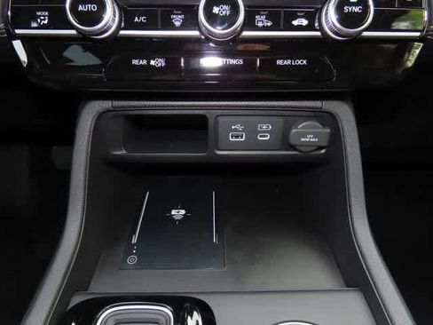 New 2025 Honda Pilot Elite image 23