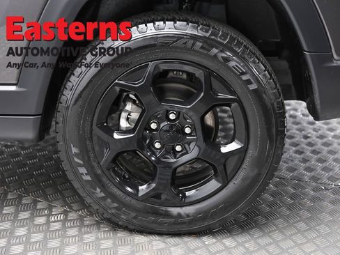 Used 2023 Jeep Compass Trailhawk image 8