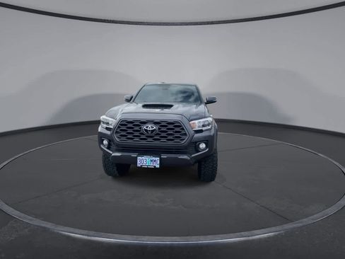 Used 2020 Toyota Tacoma TRD Sport w/ TRD Premium Sport Package image 3