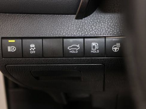Used 2022 Toyota Camry XSE w/ Navigation Upgrade Package FWD image 21