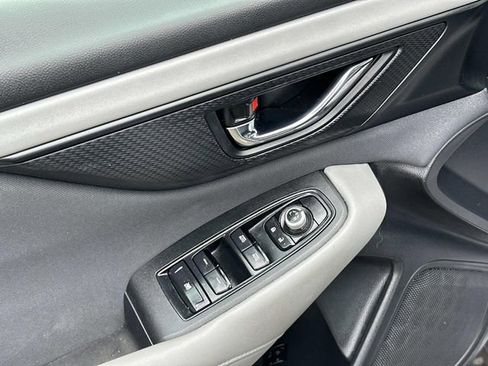 Used 2023 Subaru Outback Premium image 16