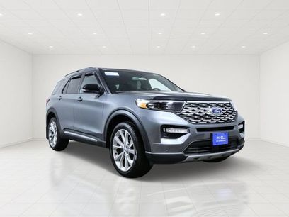 Certified 2023 Ford Explorer Platinum w/ Technology Package
