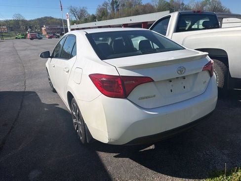 Used 2017 Toyota Corolla SE image 9