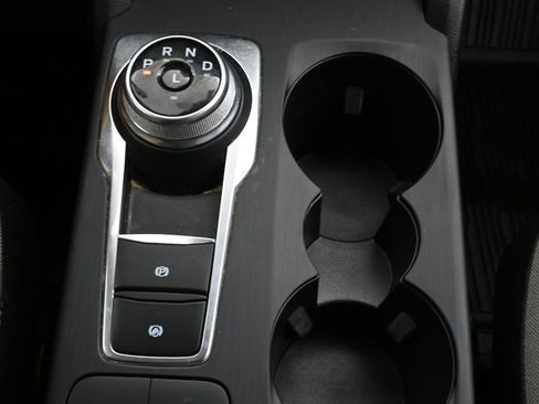 Used 2022 Ford Escape SE w/ SE Sport Appearance Package image 19