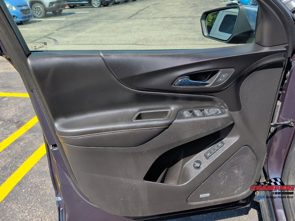 Used 2019 Chevrolet Equinox Premier FWD image 13