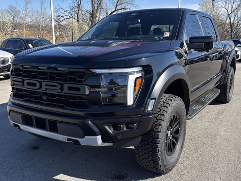 Used 2025 Ford F150 Raptor AWD/4WD image 5