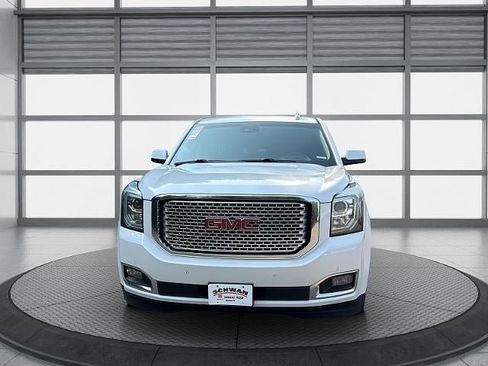 Used 2016 GMC Yukon Denali w/ Open Road Package AWD/4WD image 9