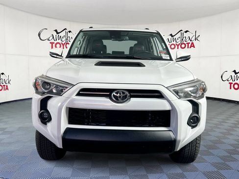 Used 2024 Toyota 4Runner TRD Off-Road Premium w/ Moonroof Package AWD/4WD image 2