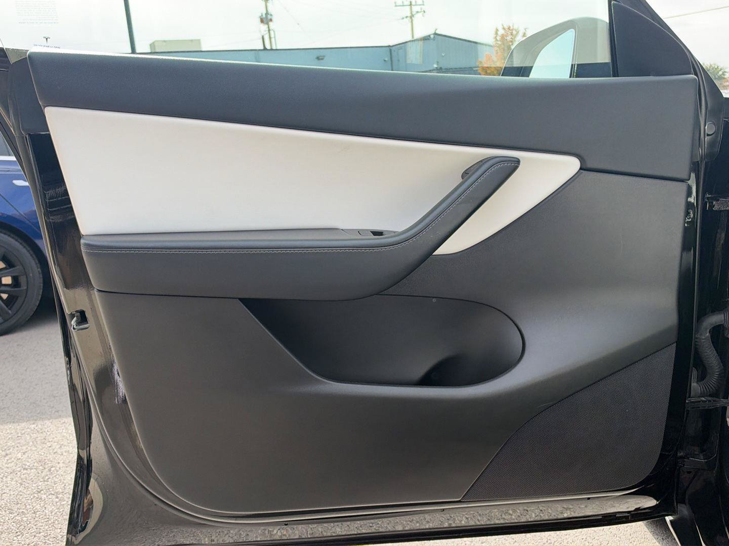 Used 2022 Tesla Model Y Performance AWD/4WD image 14