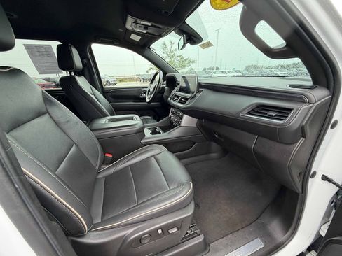 Used 2021 GMC Yukon XL SLT AWD/4WD image 24