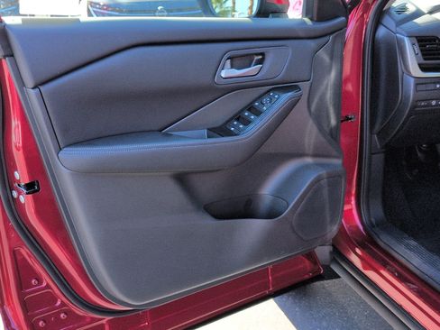 New 2026 Nissan Rogue SV FWD image 13