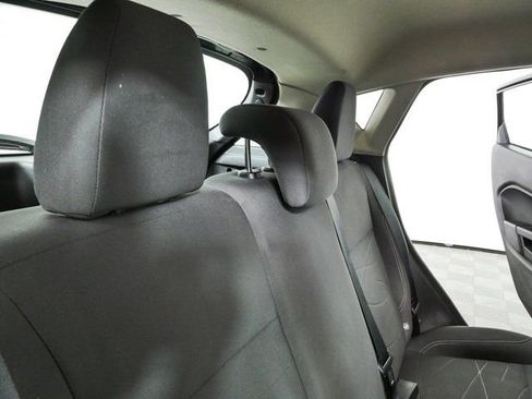 Used 2015 Ford Fiesta SE FWD image 18