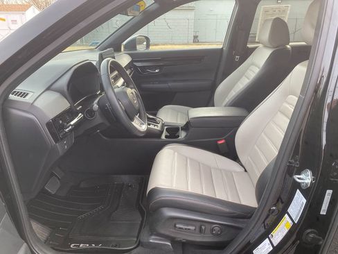 Used 2024 Honda CR-V Sport Touring image 12