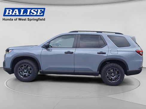 New 2026 Honda Pilot TrailSport image 8