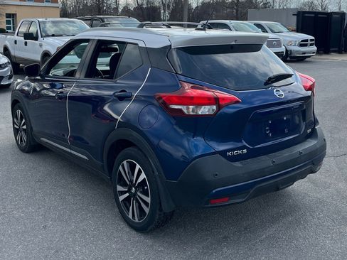Used 2020 Nissan Kicks SR image 6
