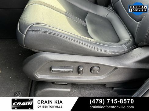 Used 2025 Honda Pilot Touring image 12