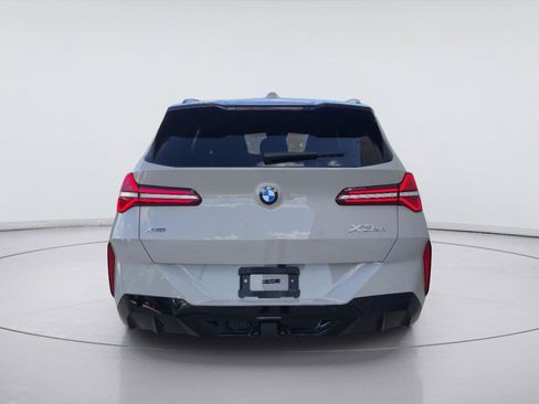 Used 2026 BMW X3 xDrive30i w/ Premium Package AWD/4WD image 4