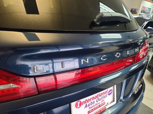 Used 2017 Lincoln MKC Select w/ Select Plus Package image 39