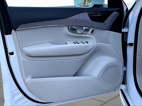 Certified 2023 Volvo XC90 B6 Plus w/ Protection Package Premier AWD/4WD image 21