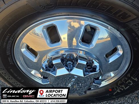 New 2026 GMC Sierra 3500 Denali w/ Denali Reserve Package image 33