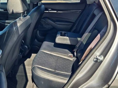 Used 2024 Kia Seltos EX AWD/4WD image 16