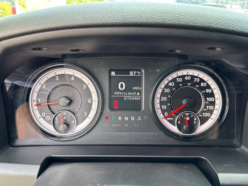 Used 2022 RAM 1500 Tradesman w/ Chrome Plus Package RWD image 37
