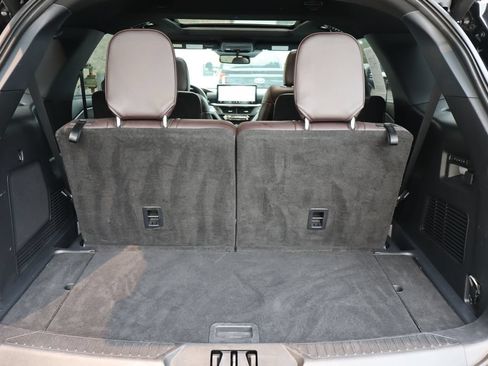 Used 2025 Ford Explorer Platinum w/ LUX Leather Package AWD/4WD image 30