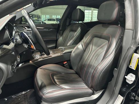 Used 2018 Maserati Quattroporte S Q4 AWD/4WD image 28