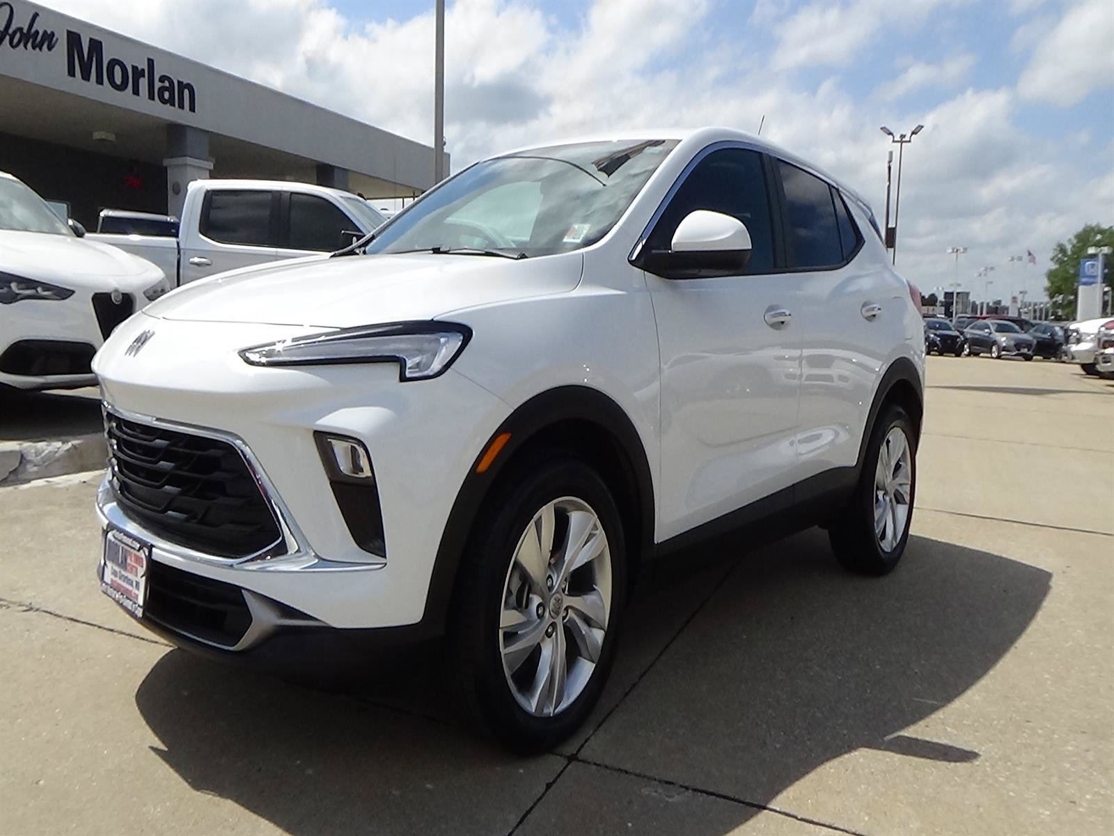 Used 2025 Buick Encore GX Preferred FWD image 2