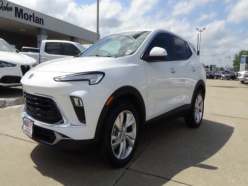 Used 2025 Buick Encore GX Preferred FWD image 2