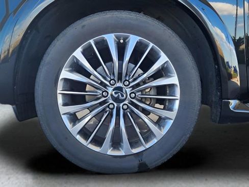 Used 2021 INFINITI QX80 Sensory w/ All-Season Package image 10