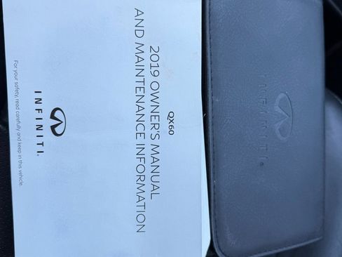 Used 2019 INFINITI QX60 Luxe w/ Sensory Package image 17