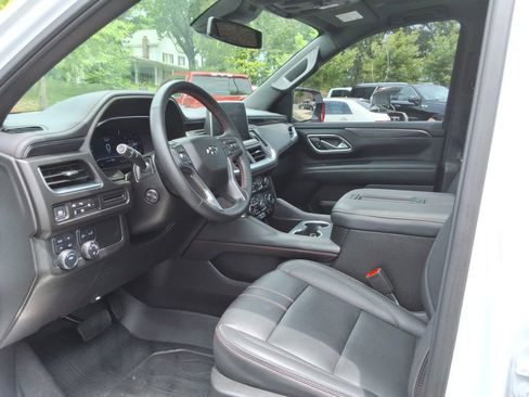 Used 2024 Chevrolet Tahoe RST w/ Luxury Package AWD/4WD image 23