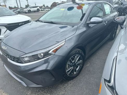 Certified 2023 Kia Forte LXS w/ LXS Technology Package FWD image 11
