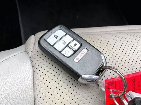 Used 2017 Honda CR-V EX-L image 15