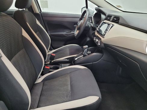 Used 2021 Nissan Versa SV FWD image 21