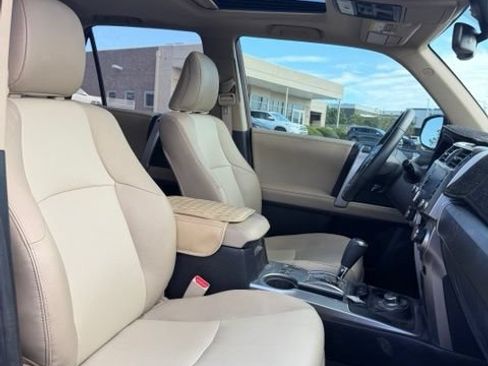 Used 2021 Toyota 4Runner SR5 Premium w/ Moonroof Package AWD/4WD image 16