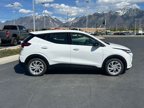 New 2027 Chevrolet Bolt LT image 26