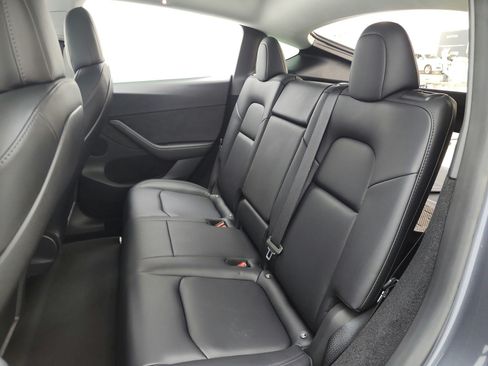 Used 2023 Tesla Model Y Performance AWD/4WD image 15